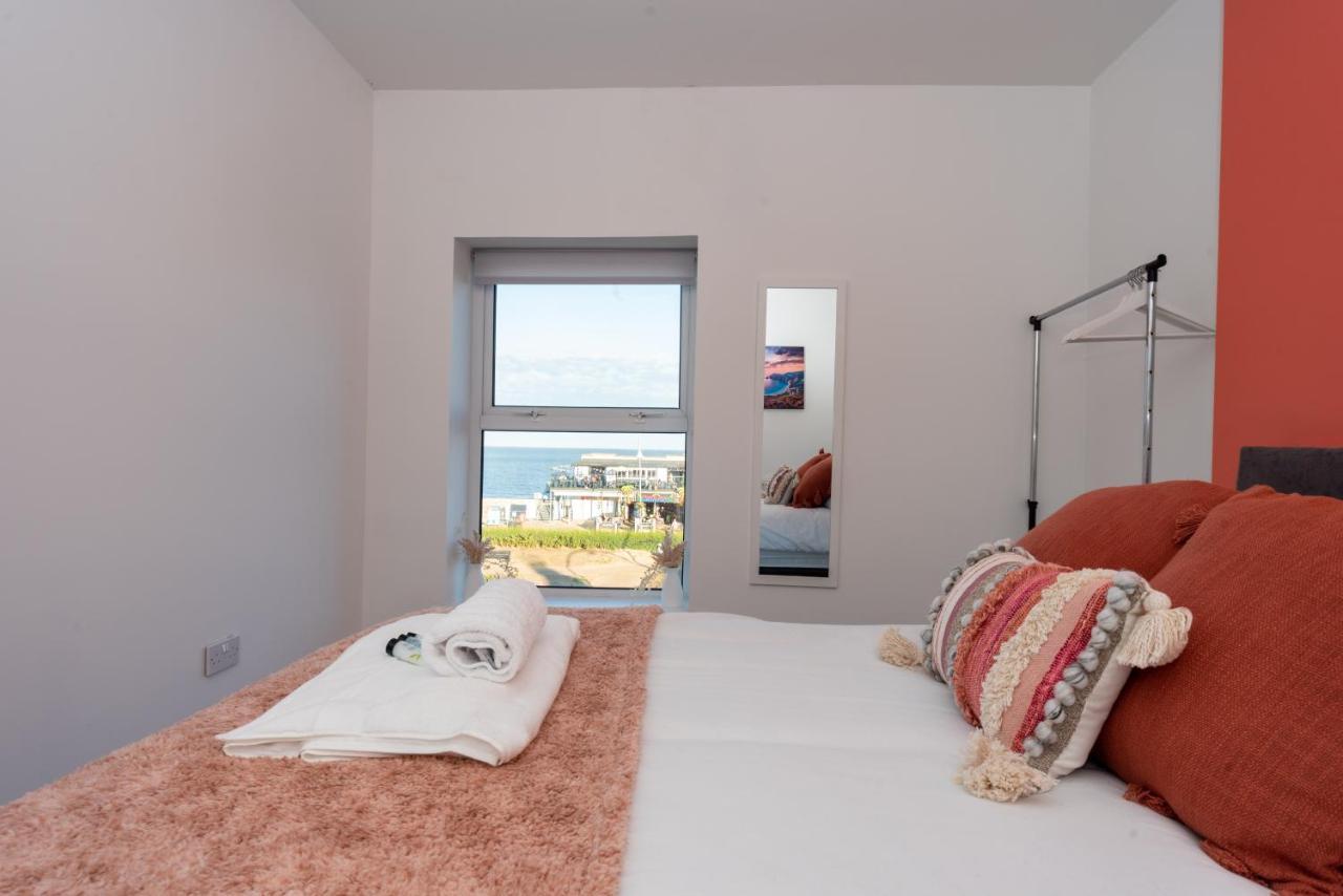 Sea Views Modern Two Bedroom Apartment Лоустофт Экстерьер фото