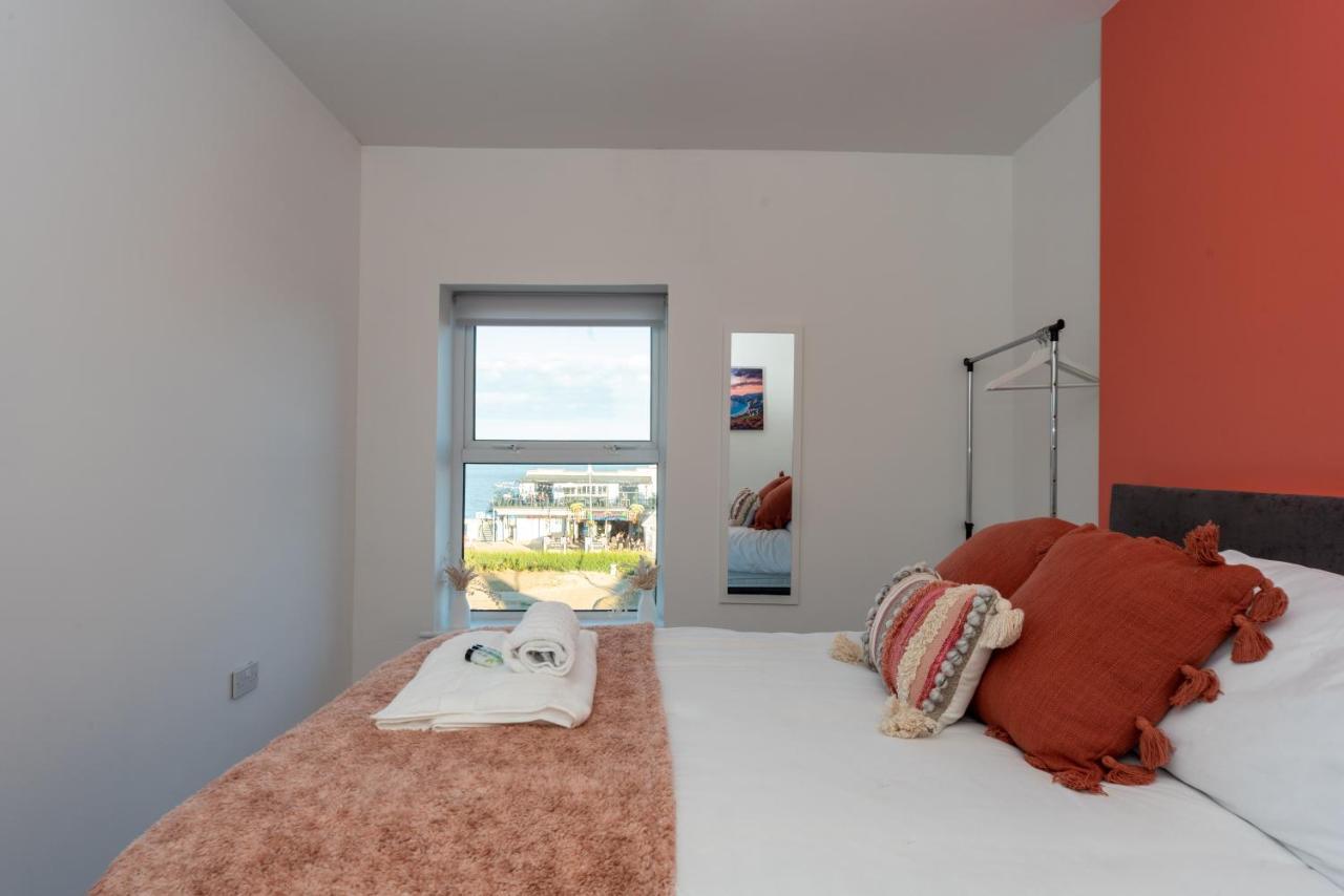 Sea Views Modern Two Bedroom Apartment Лоустофт Экстерьер фото