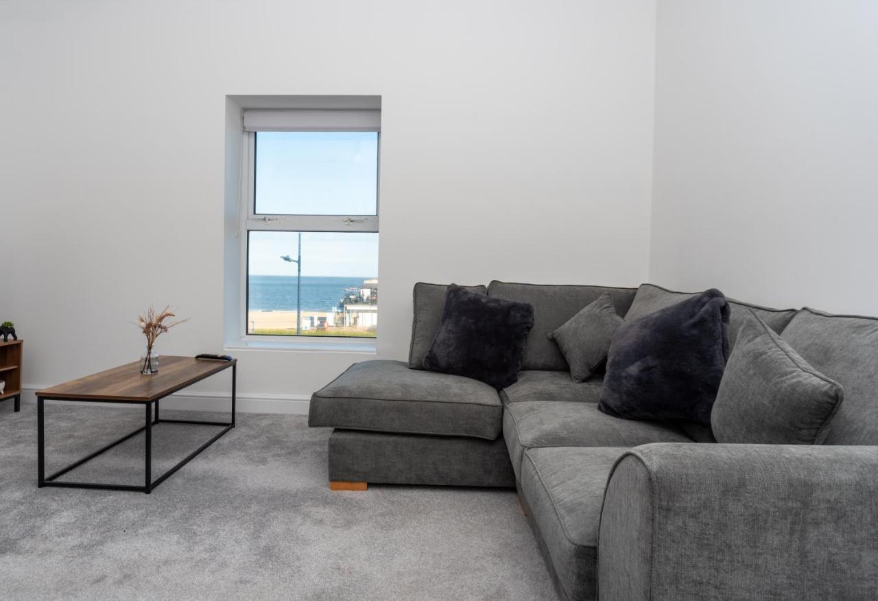 Sea Views Modern Two Bedroom Apartment Лоустофт Экстерьер фото